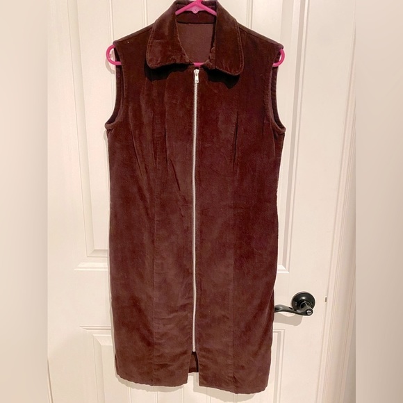 Source Unknown Dresses & Skirts - Retro Vintage Brown women corduroy dress, sleeveless sz Large, zip up, 70s style